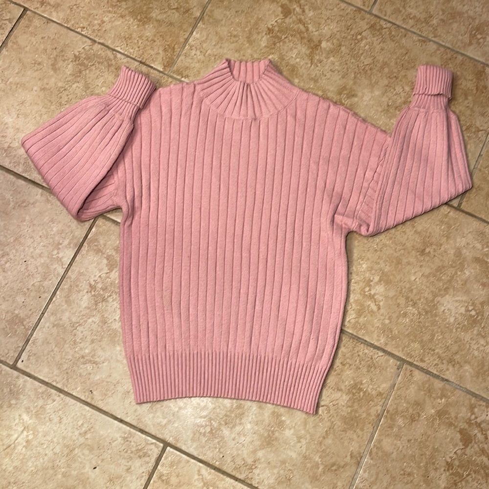 Pink ribbed knit mock neck sweater